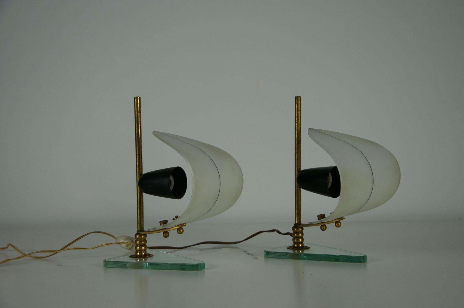 Pair Of Brass And Opaline "Sailboat" Table Lamps, Italy, 1950s photo 1469.0