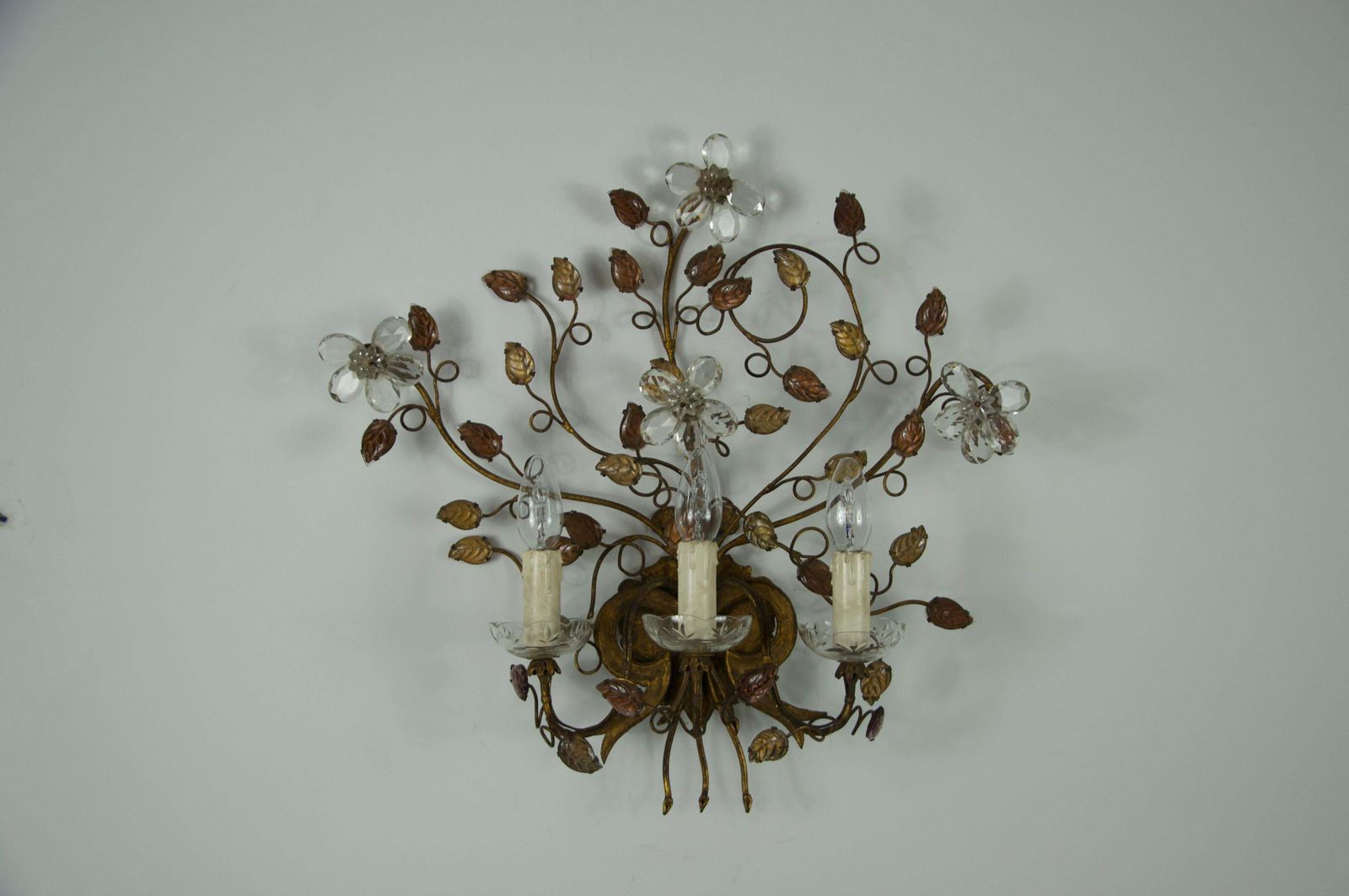 Florentine Flower Shape Wall Lamp By Banci Firenze, Italy, 1970s photo Lighting