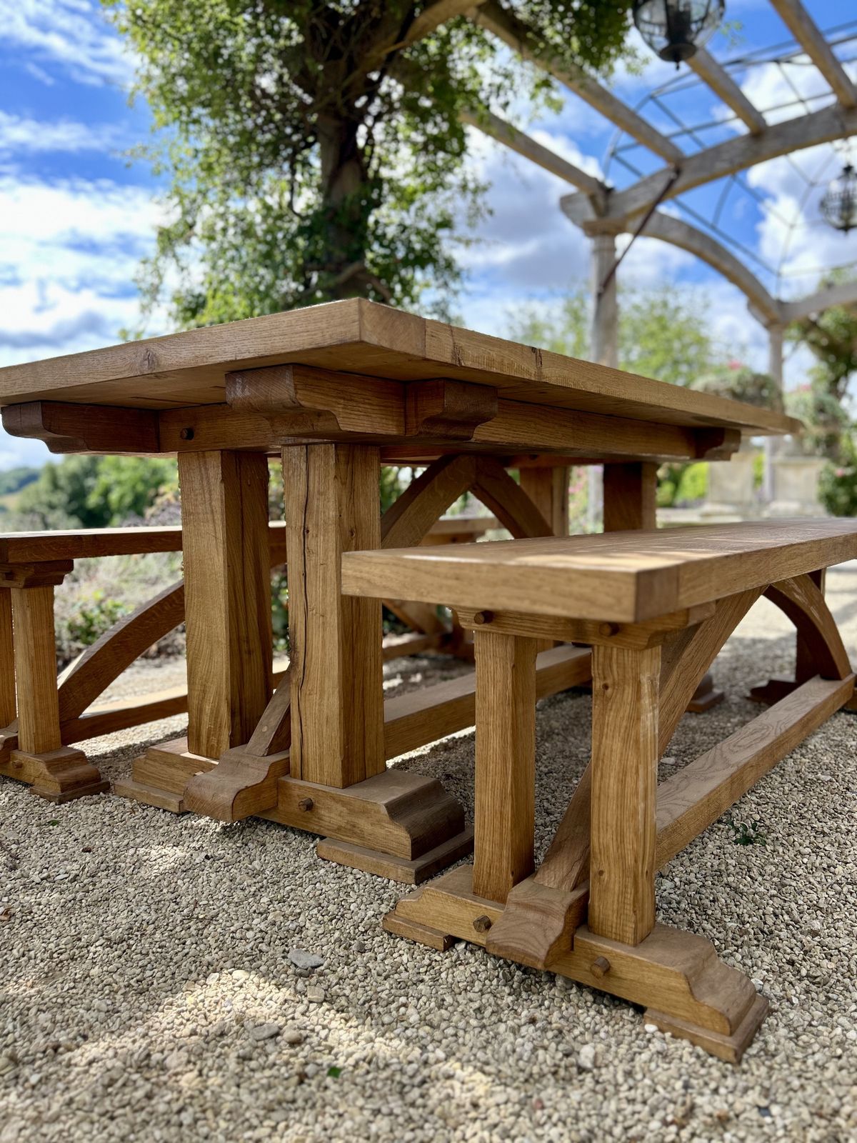 Oak Dining Table photo Garden Furniture