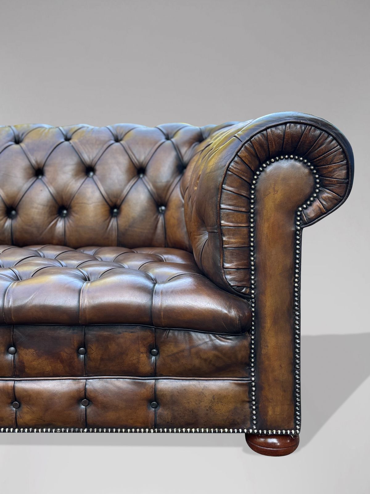 19th Century Victorian Golden Brown Leather 3 Seater Chesterfield Sofa photo buy