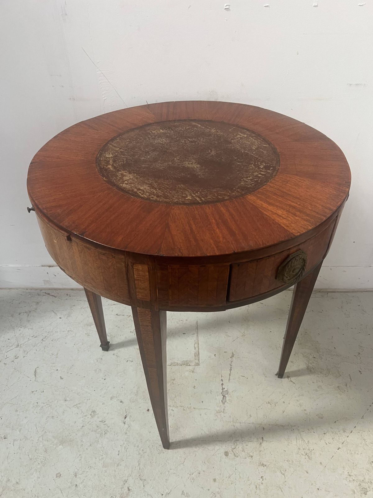 Furniture Louis XVI Style Marquetry Pedestal Table With Removable Top, 20th Century photo