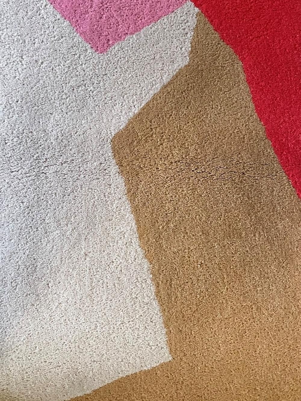Tisca Abstract Hand Tufted Wool Rug, Signed “Iles”, France, 1990s photo vinterior