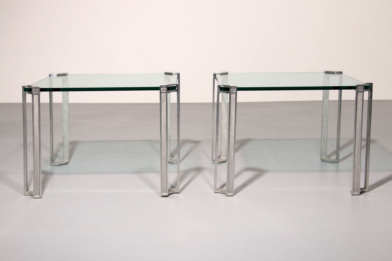 photo furniture Peter Ghyczy T24 Tables A Set Of Two Pieces From The 1970s.