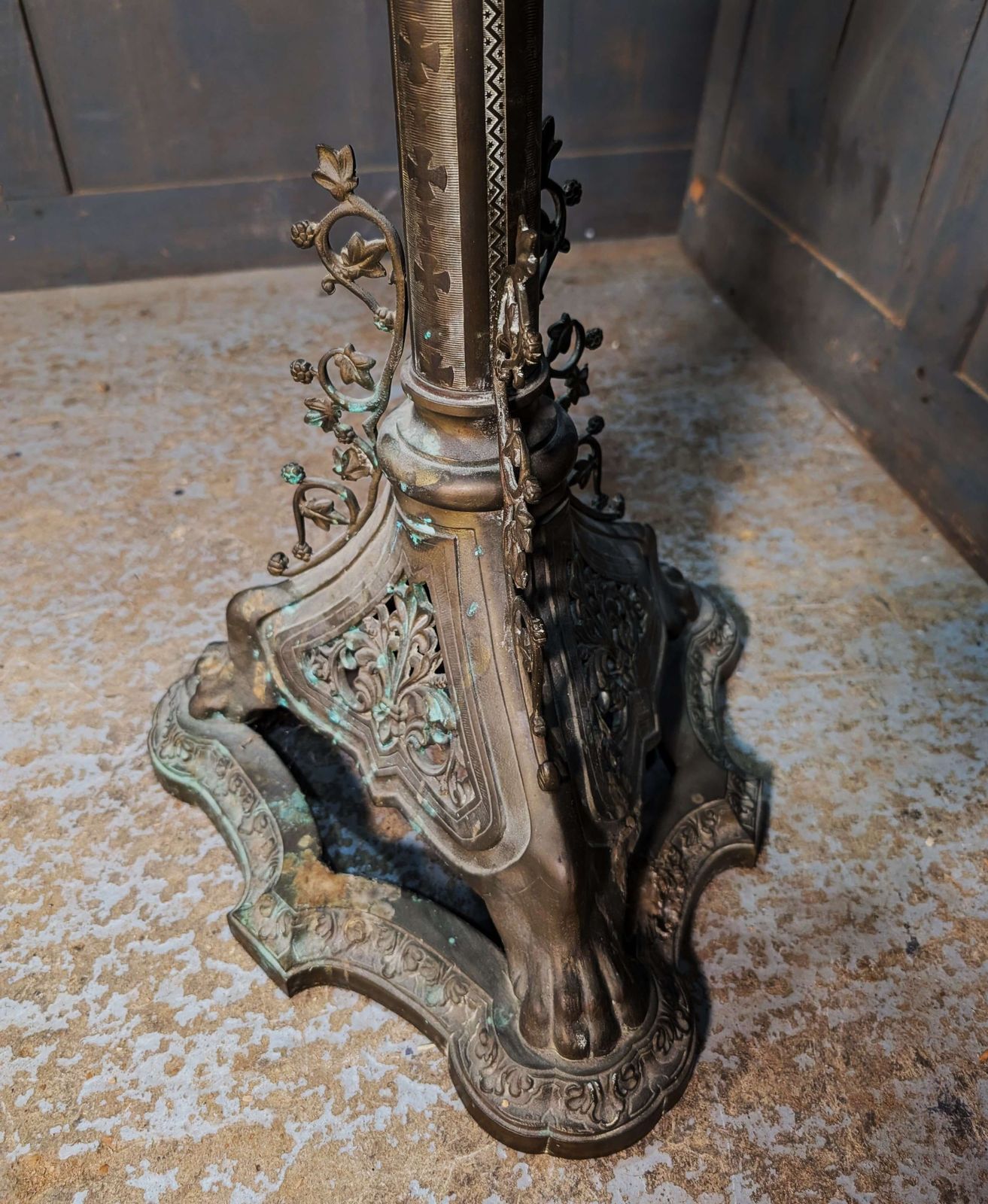 French Rocco Revival 1890’s Grand Eccleisistical Brass Floor Candleabra photo vinterior