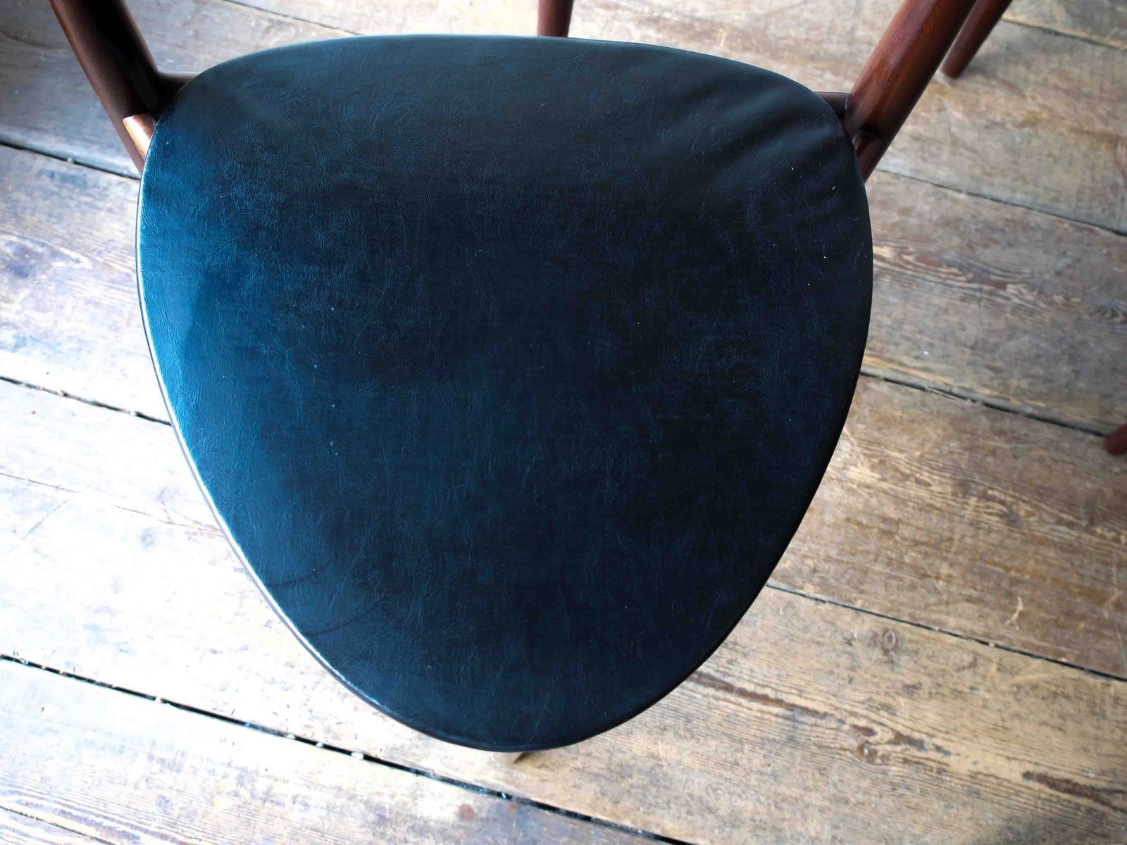 A Set Of 4 Mid Century Danish Chairs By Hans Olsen For Frem Rojle photo buy