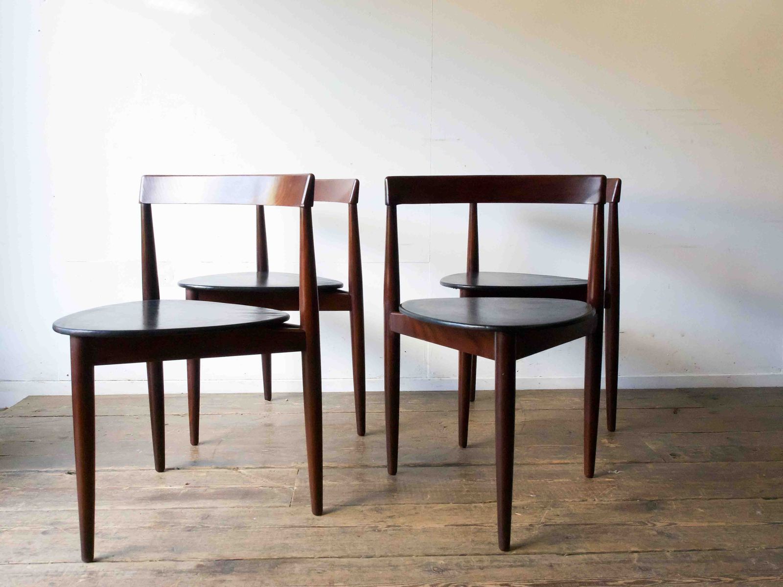 1500.0 A Set Of 4 Mid Century Danish Chairs By Hans Olsen For Frem Rojle photo