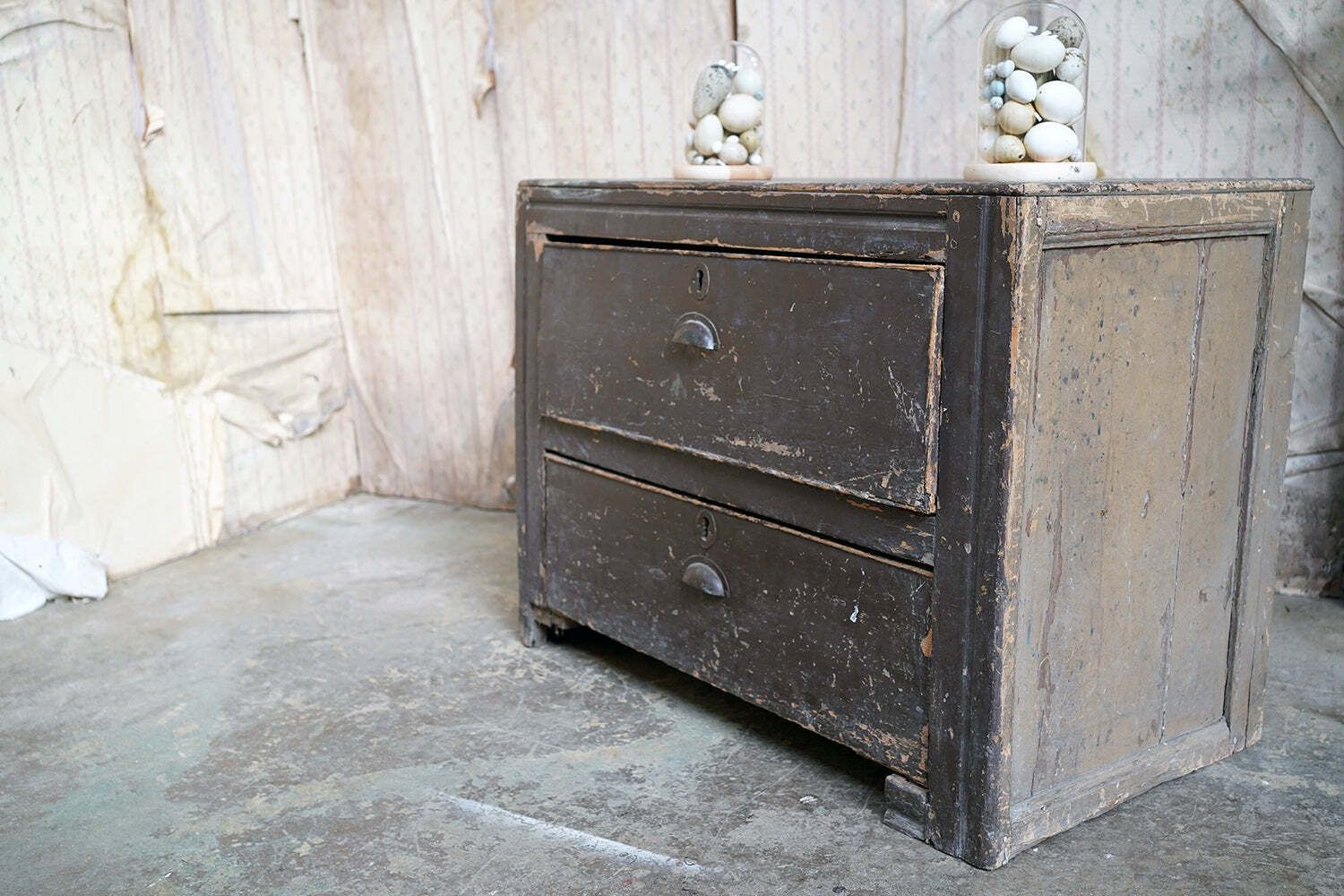 photo vinterior An Early 20thc Painted Pine Chest Of Two Drawers C.1900 20