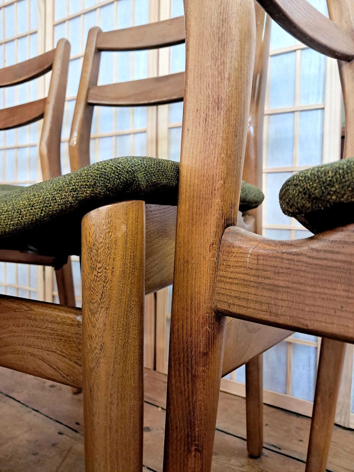 Set Of 4 Very Nice Vintage Scandart Elm Dining Chairs photo furniture