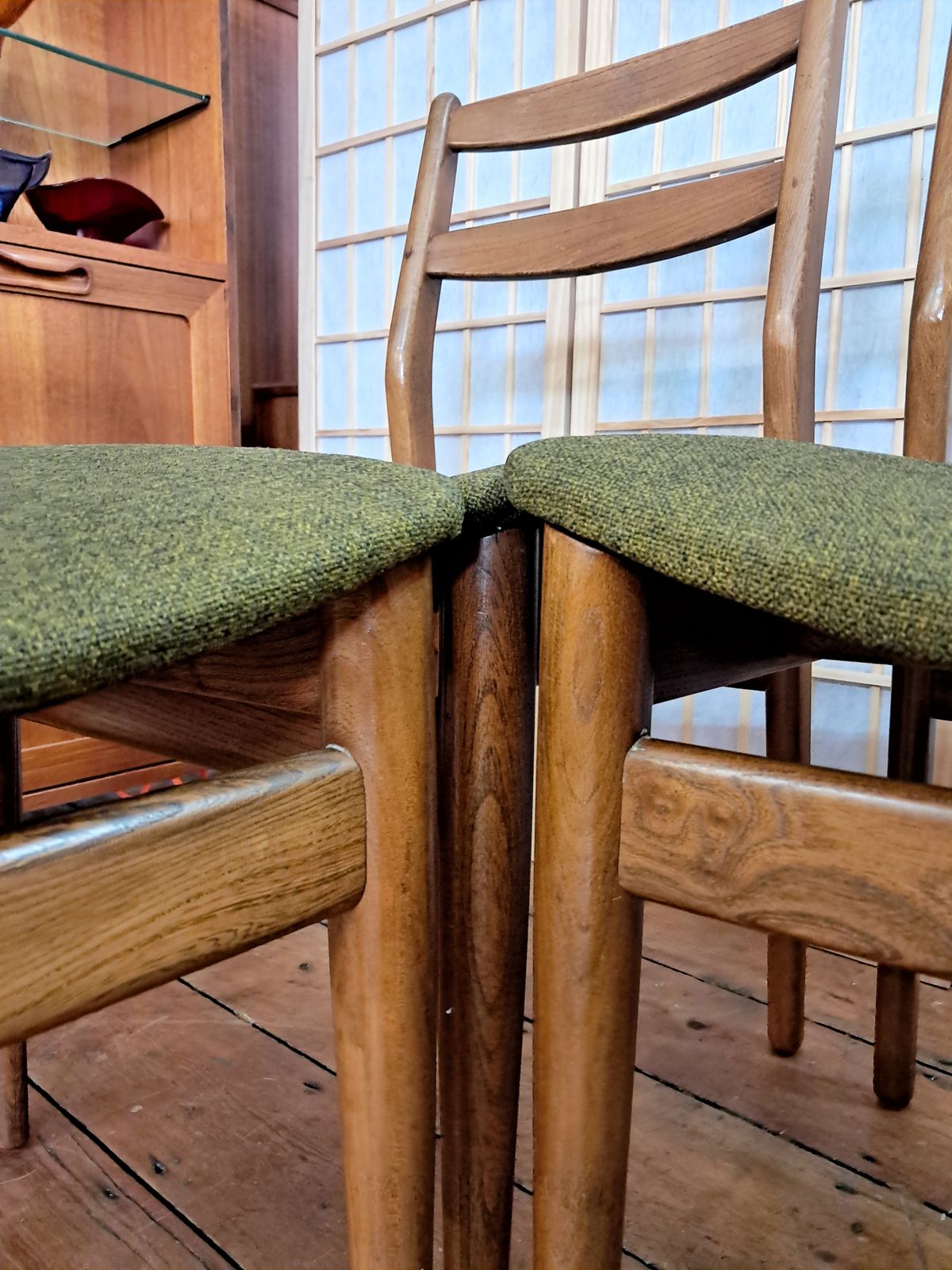 Set Of 4 Very Nice Vintage Scandart Elm Dining Chairs photo for sale