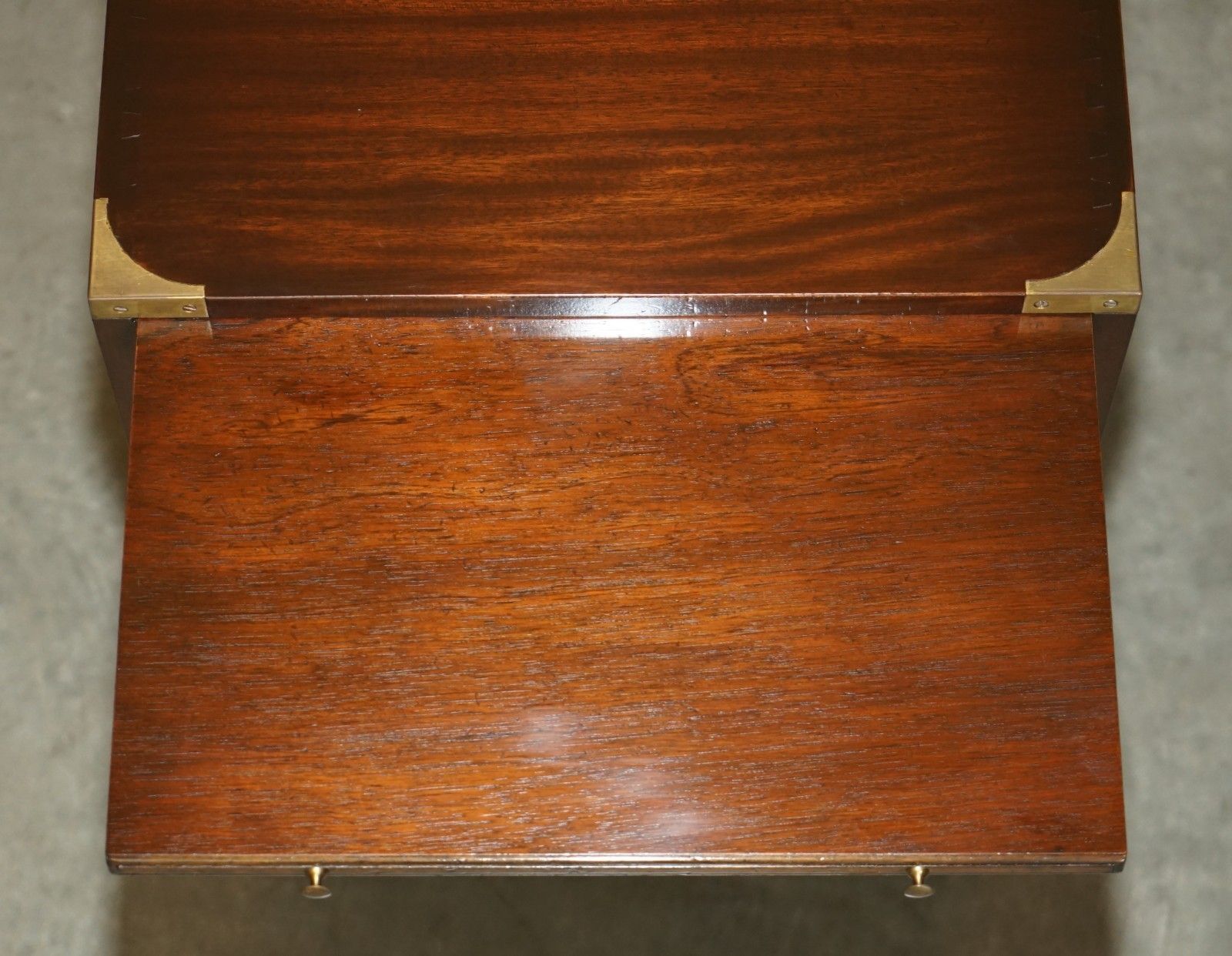 photo vintage Harrods Kennedy Military Campaign Side End Table Drawers Inc Butlers Slip Tray