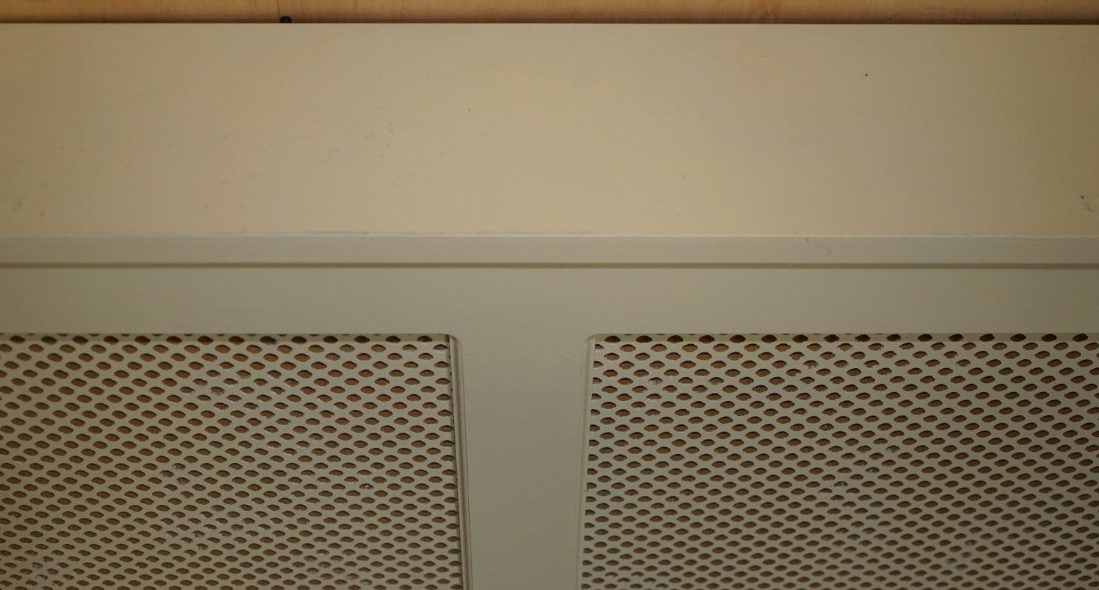 Vintage White Painted Radiator Cover Double Sized Ready To Go photo vinterior