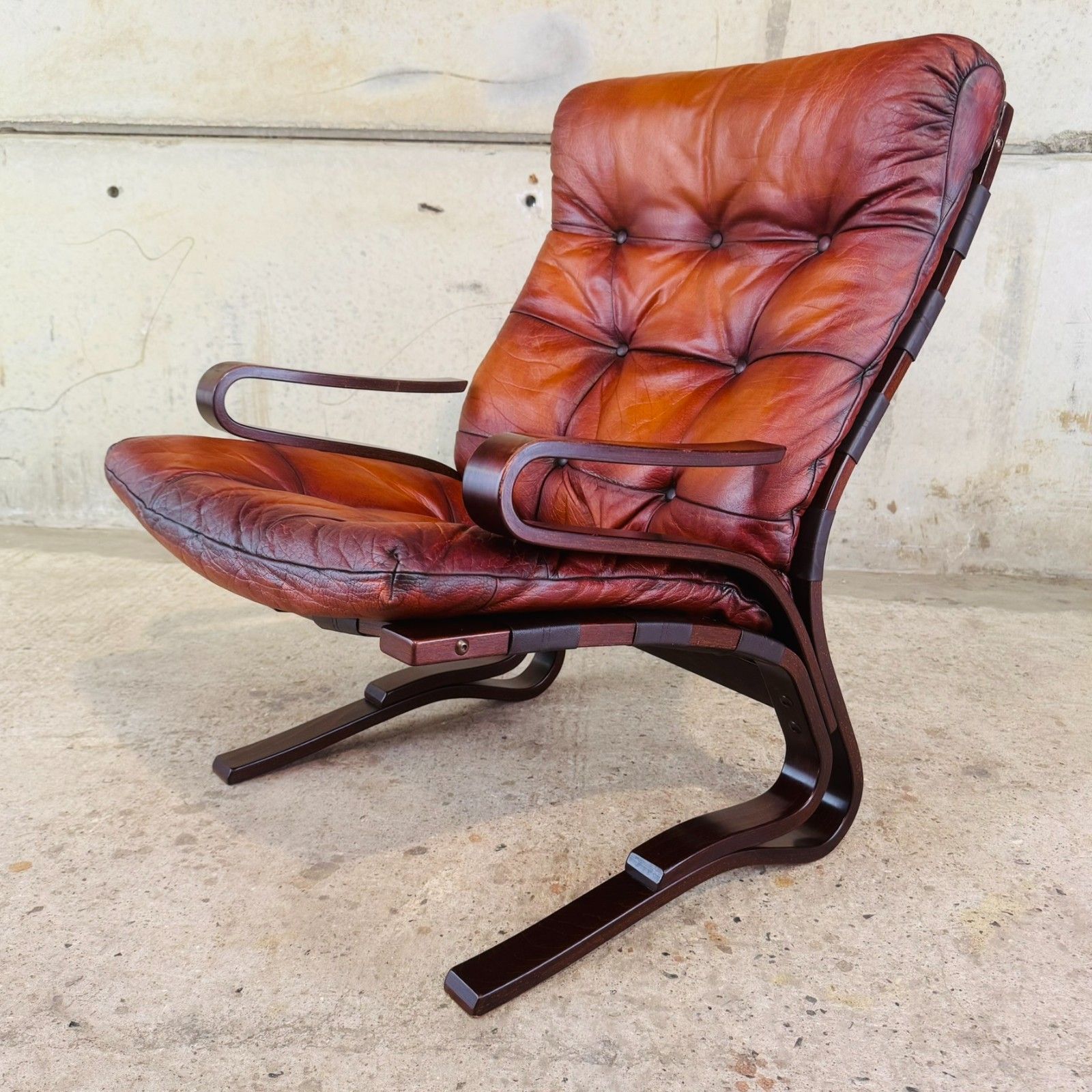 Norwegian Hove Møbler 'Skyline' Lounge Chair  & Footstool – 1970s Leather #A722 photo Furniture