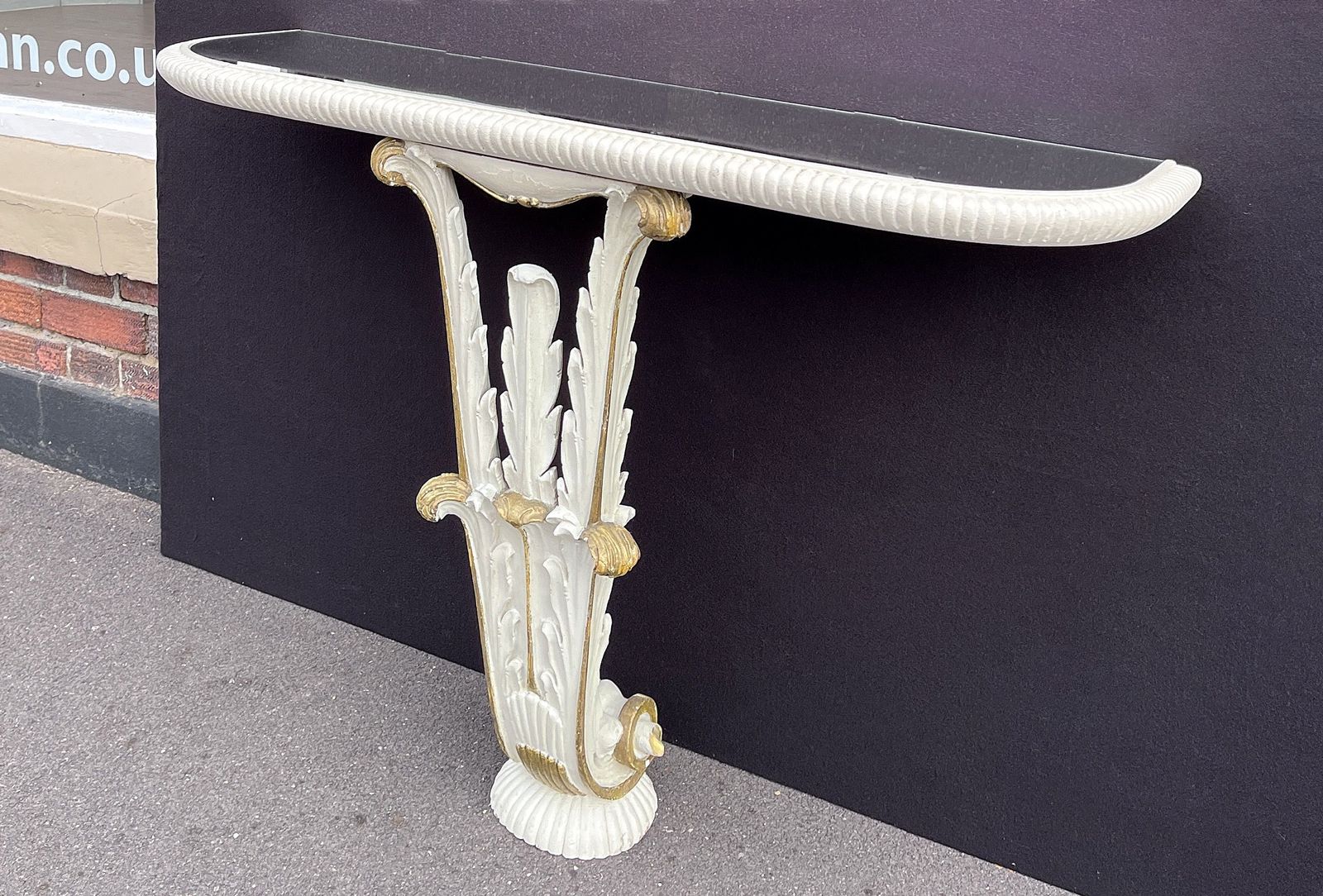 Italian Demi Lune Console 1930's, Carved Wood, Painted And Gilded photo buy