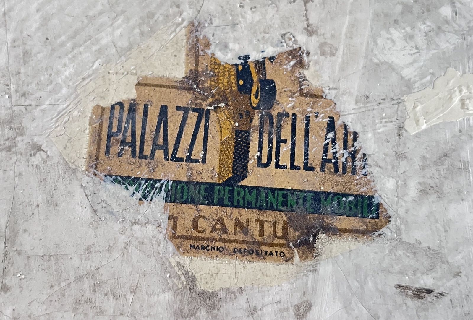 Italian Demi Lune Console 1930's, Carved Wood, Painted And Gilded photo for sale