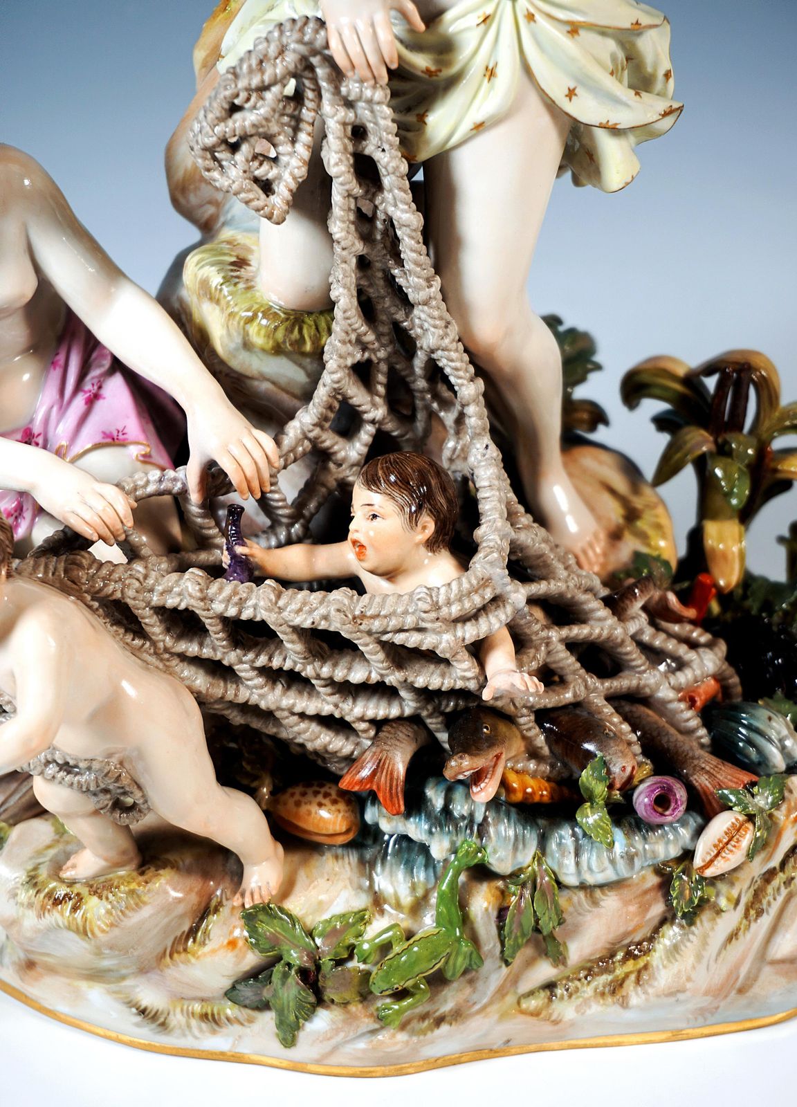 Large Mythological Meissen Group 'The Catch Of The Triton', J.J. Kändler, C 1860 photo vintage