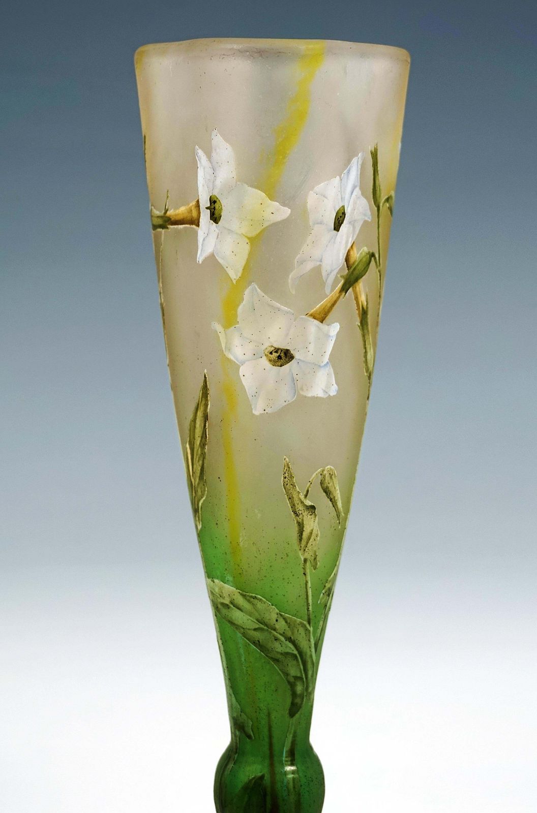 Art Nouveau Cameo Vase With Nicotiana Decor, Daum Nancy, France, Ca 1900 1905 photo vinterior