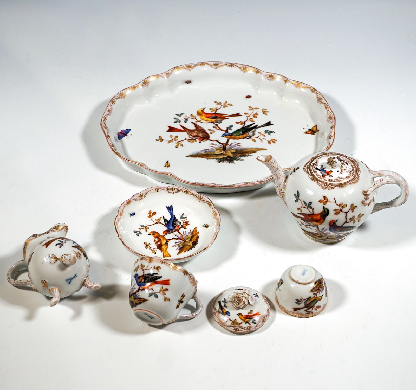 Meissen Tea Solitair, Bird & Insect Painting And Gold, Germany, Circa 1820 photo 2575.0
