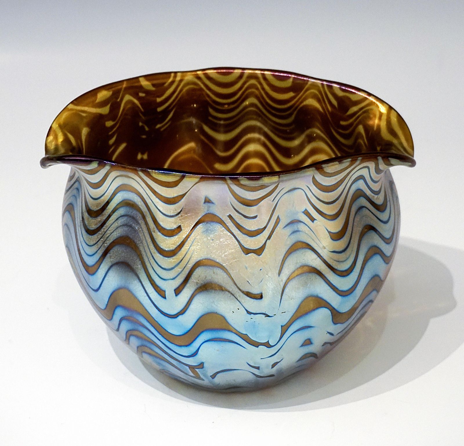 Loetz Art Nouveau Glass Vase Phenomenon Gre Crete 7767, Austria Hungary, Ca 1900 photo vinterior