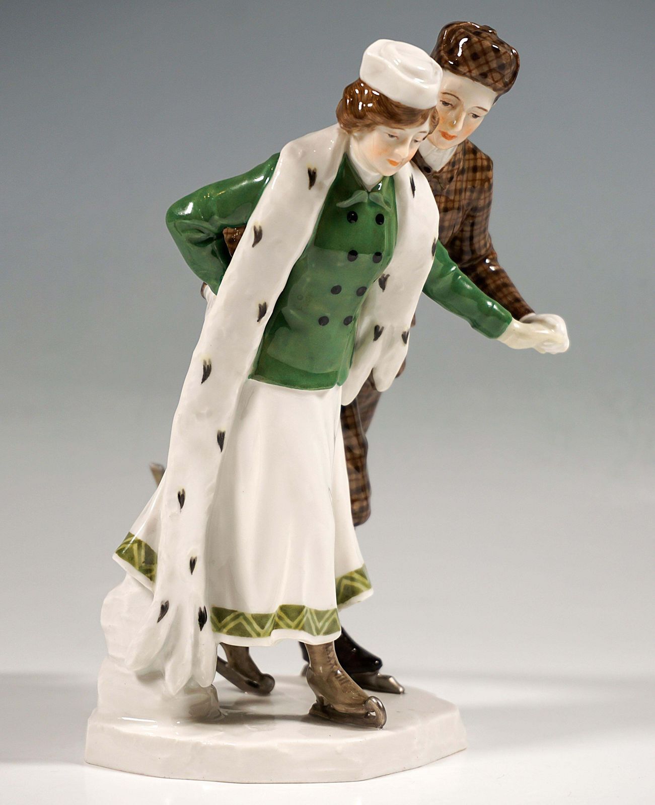 Art Nouveau Figure Group 'Ice Scaters', By Alfred Koenig, Meissen Germany, 1910 photo Home Decor