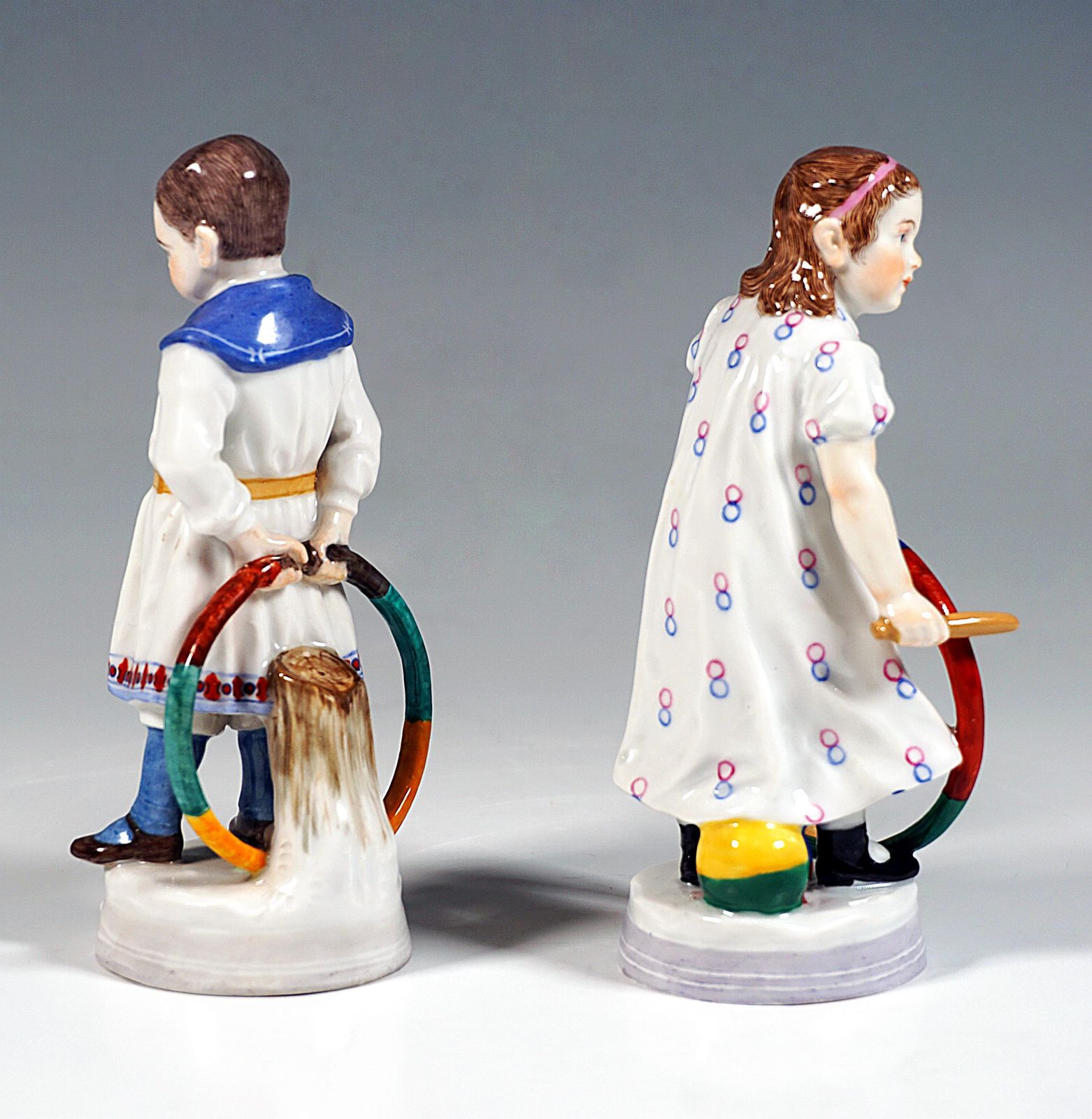 Meissen Art Nouveau Figurine Pair Boy & Girl With Hoops, A. Koenig, C 1910 photo for sale