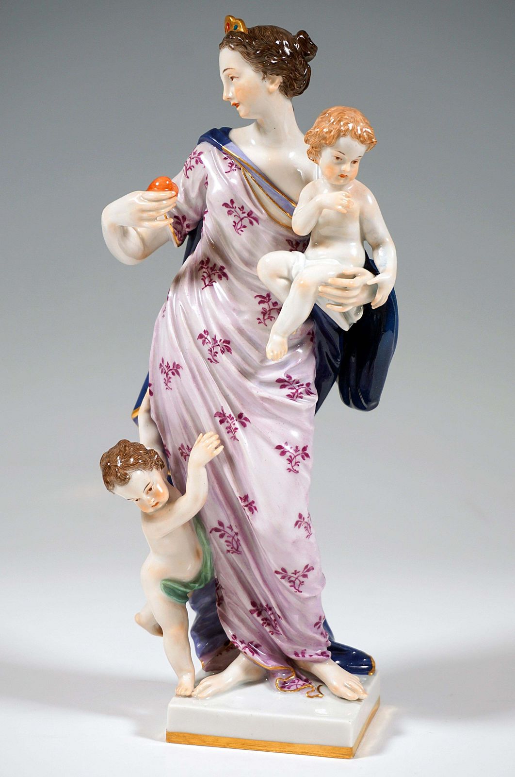 Meissen Group Allegory 'The Love', By J.J. Kaendler, Germany, Circa 1900 photo vinterior