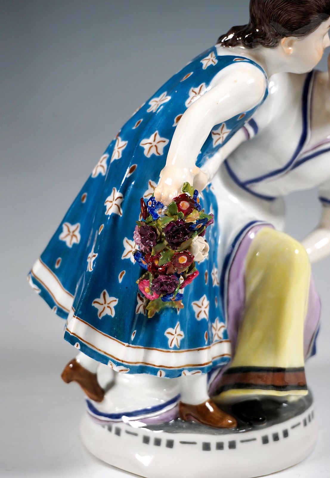 Art Nouveau Children Group 'Girl With Child', T. Eichler, Meissen Germany, 1905 photo vinterior