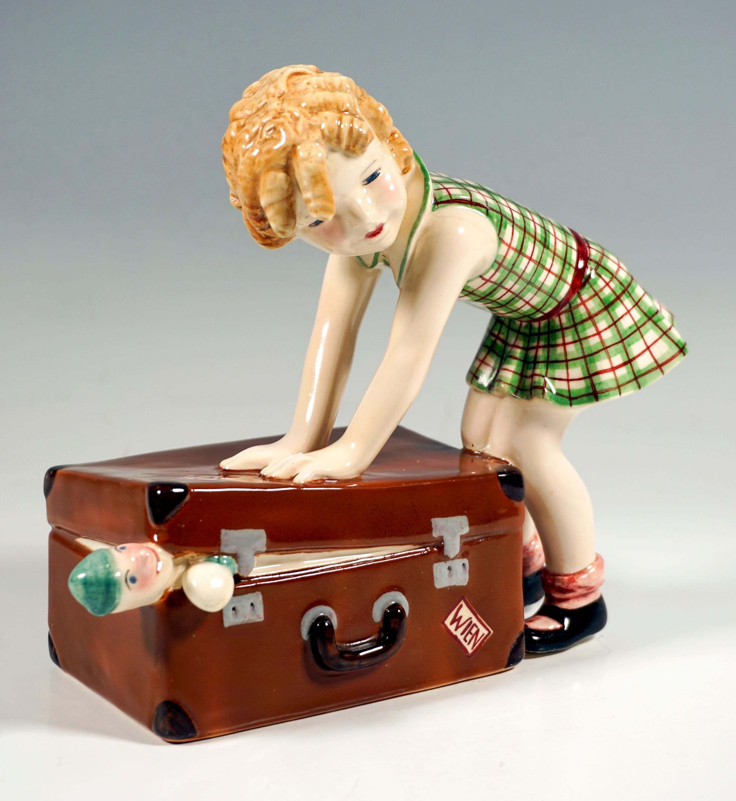 Goldscheider Vienna Child Figurine, Little Girl With Suitcase, By Dakon, C. 1937 photo vinterior