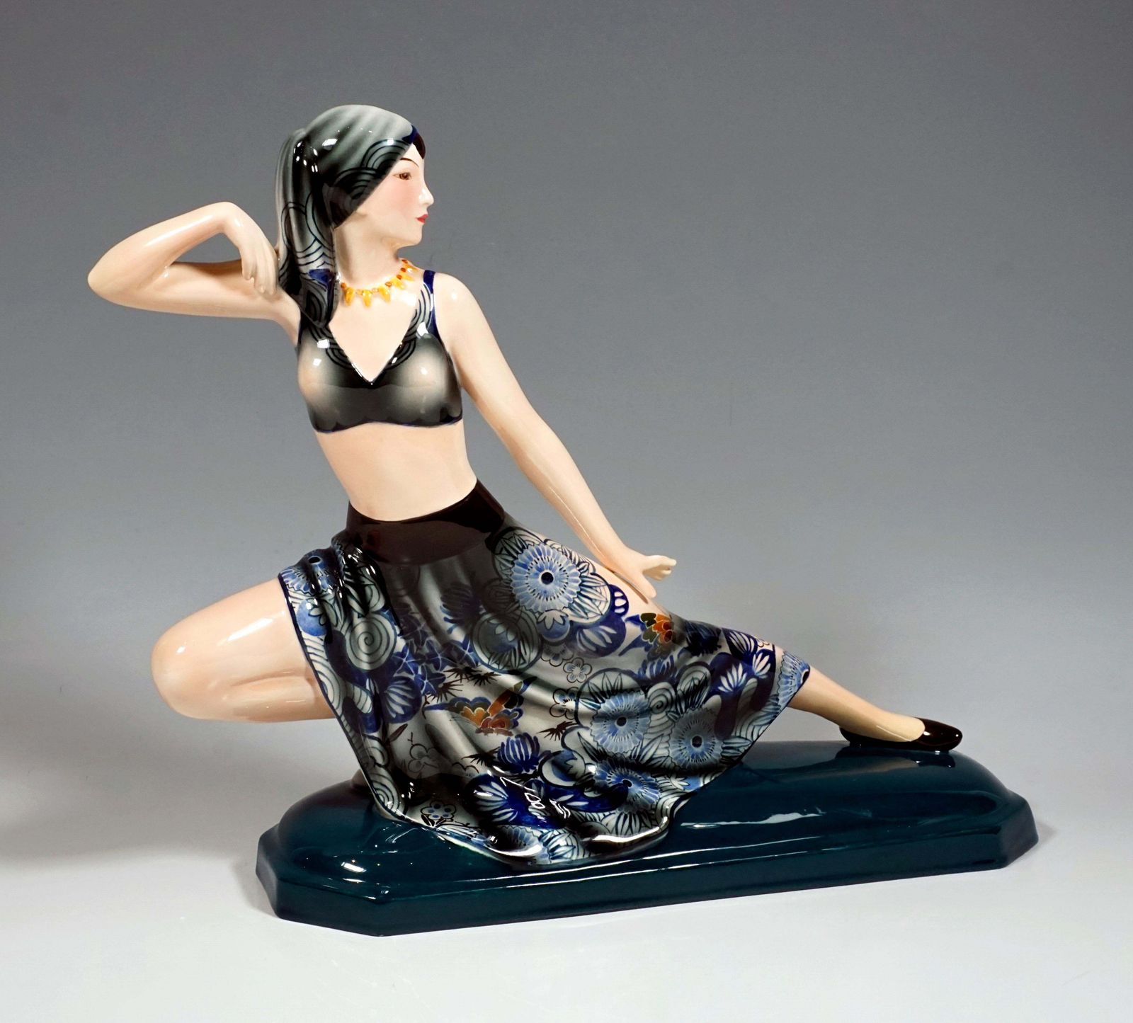 Goldscheider Vienna Figure Lady Dancer In Harem Costume By Josef Lorenzl, 1930 photo 4218.0