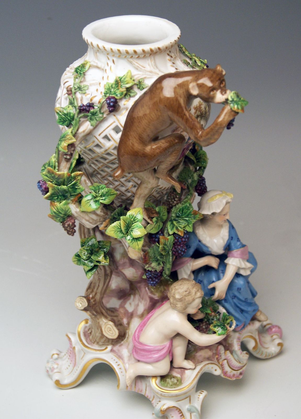 Meissen Potpourri Vase Wine Grapes Monkey Model 1002 By Eberlein Made Circa 1860 photo vintage