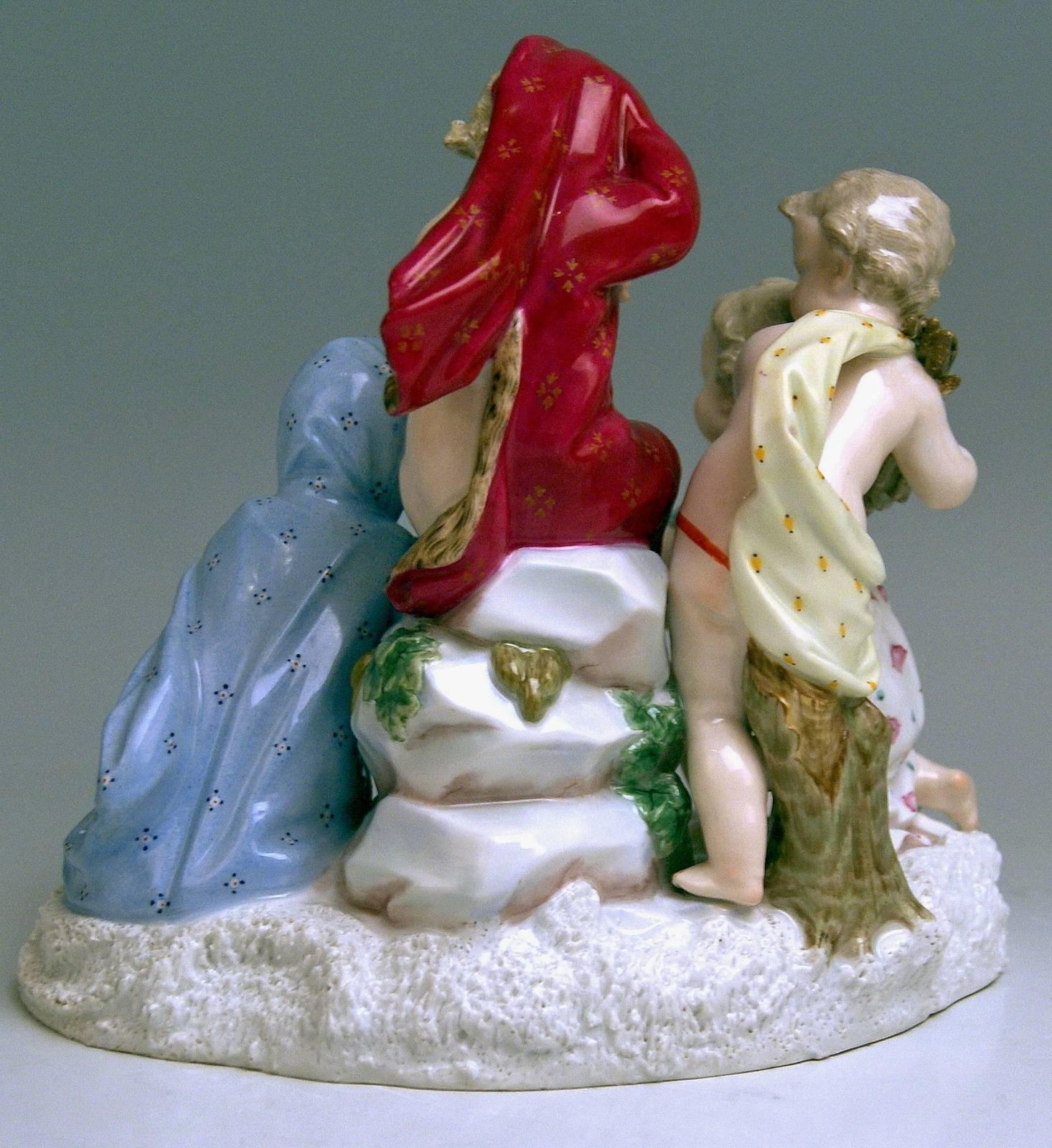 Meissen Allegory Of Winter Four Cherubs Model 2495 Johann J. Kaendler photo 2398.0