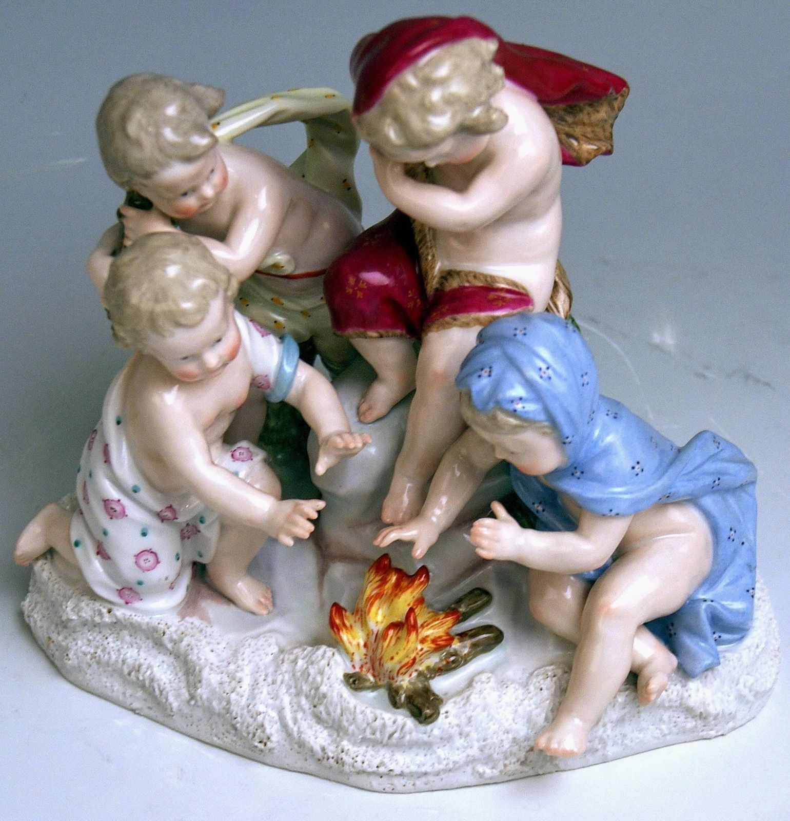 Meissen Allegory Of Winter Four Cherubs Model 2495 Johann J. Kaendler photo buy