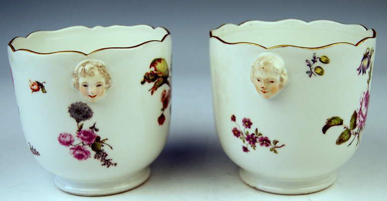 Meissen Pair Of Cachepots Planters Flower Blossoms Rococo Period C. 1750 photo vinterior