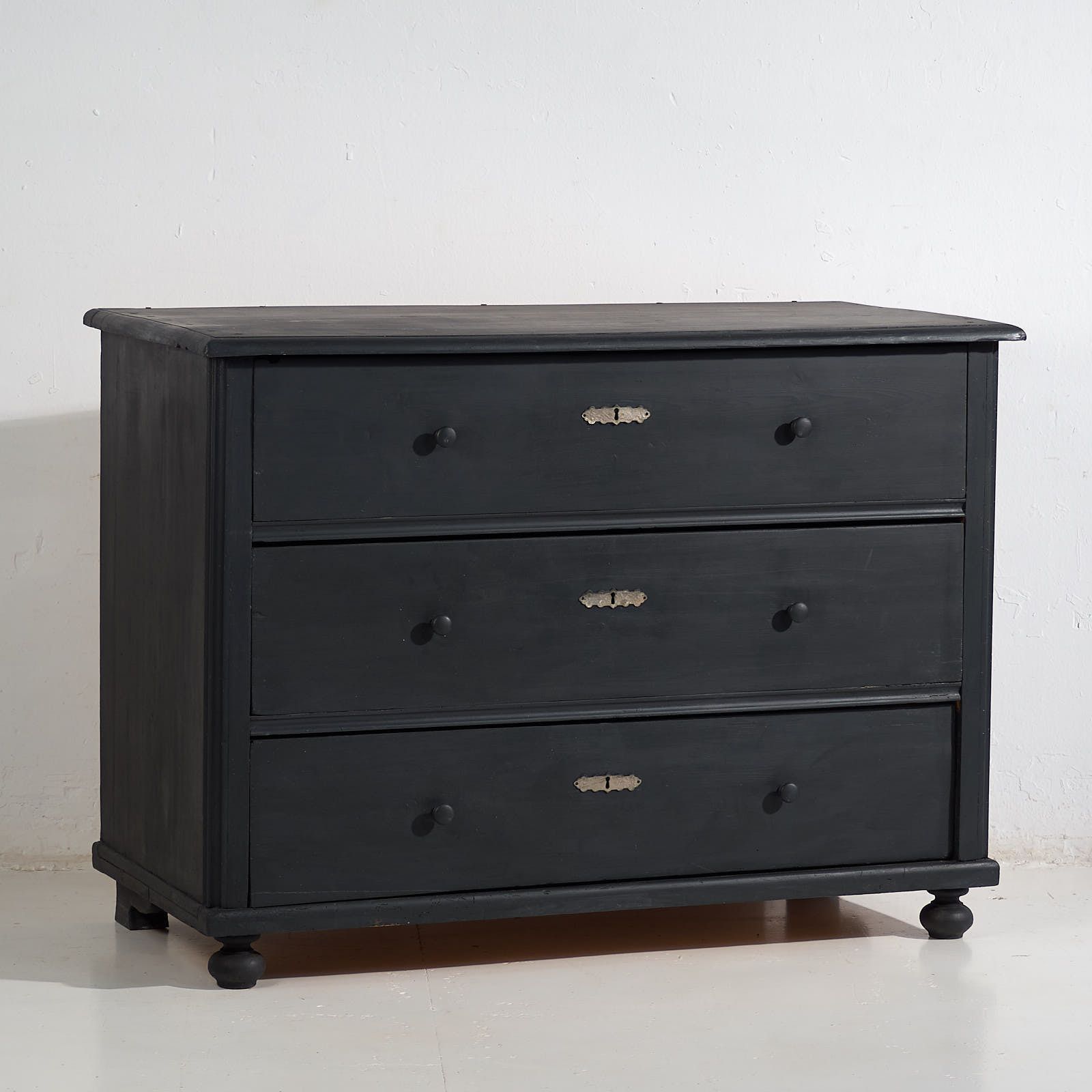 Antique Chest Of Drawers In Dark Tones (C.1920) #86