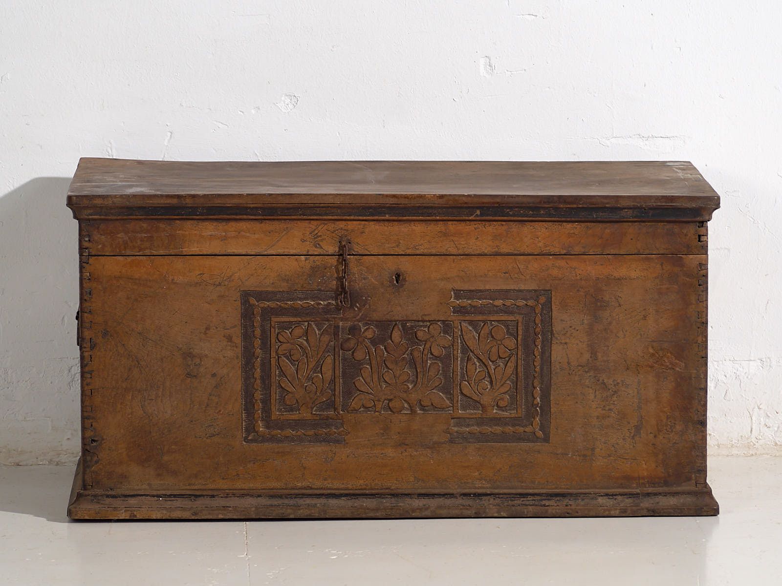 Antique Chest With Engraved Floral Motifs (C.1920) #14 photo Furniture