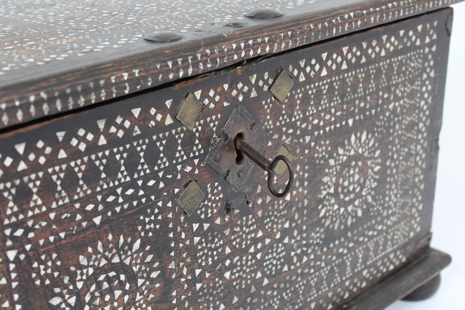 19th Century Oriental Chest Inlaid With Mother Of Pearl photo buy