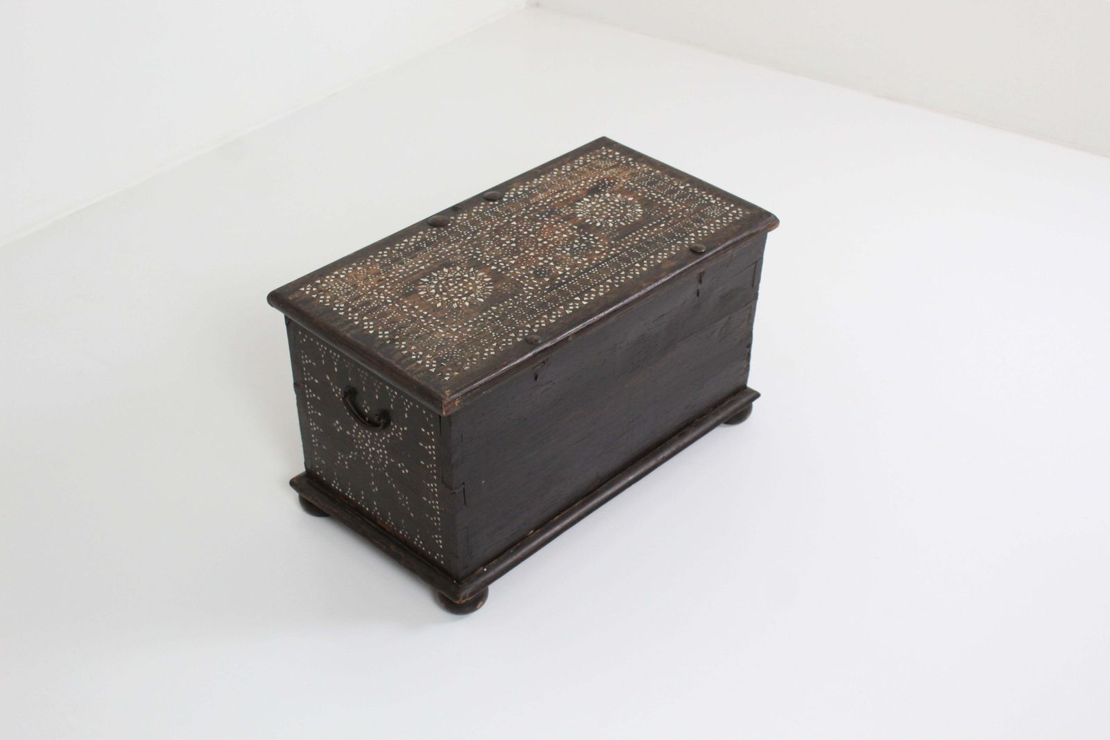 photo furniture 19th Century Oriental Chest Inlaid With Mother Of Pearl