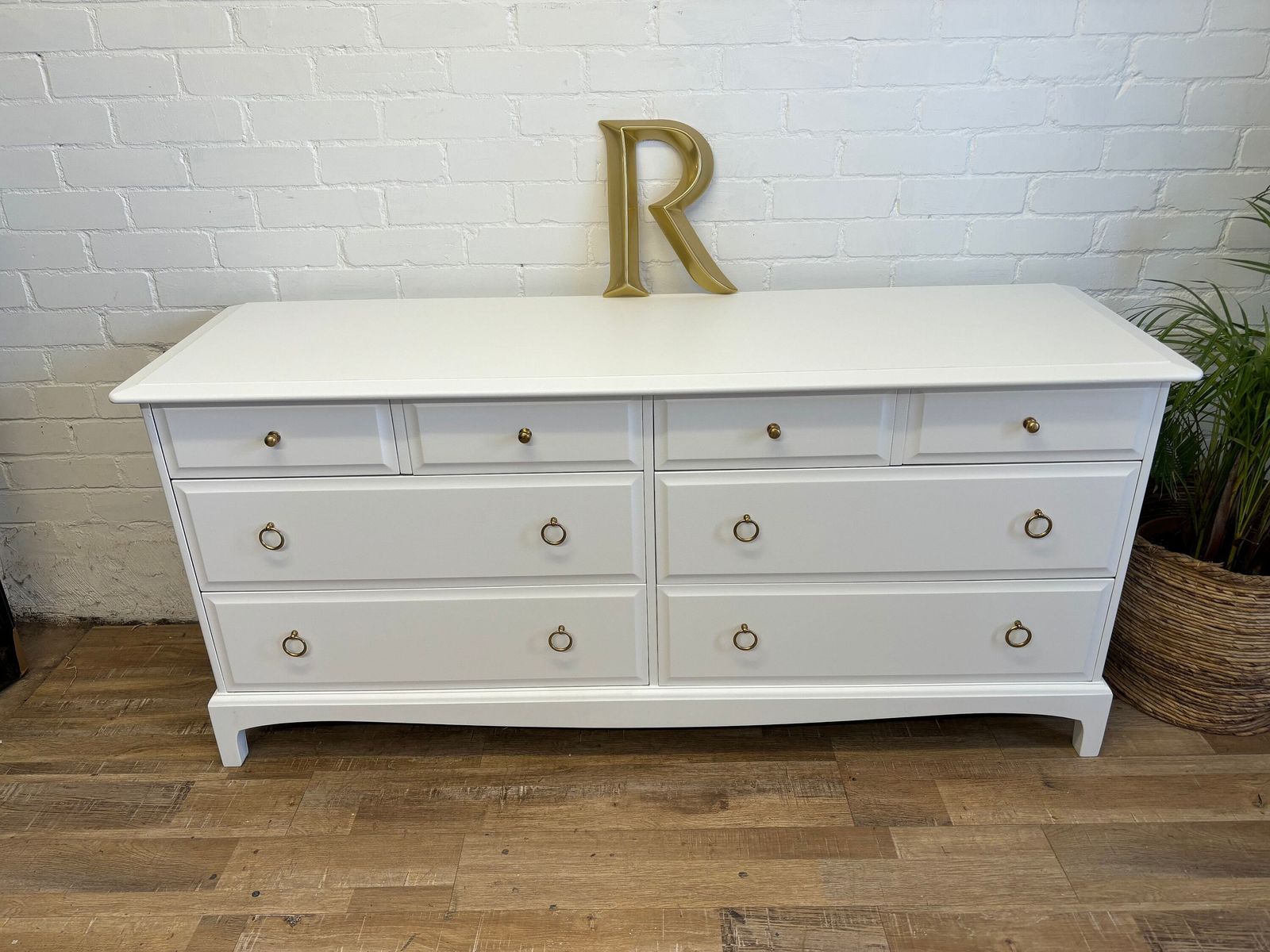 Stag Minstrel Captains Chest Painted White photo vinterior