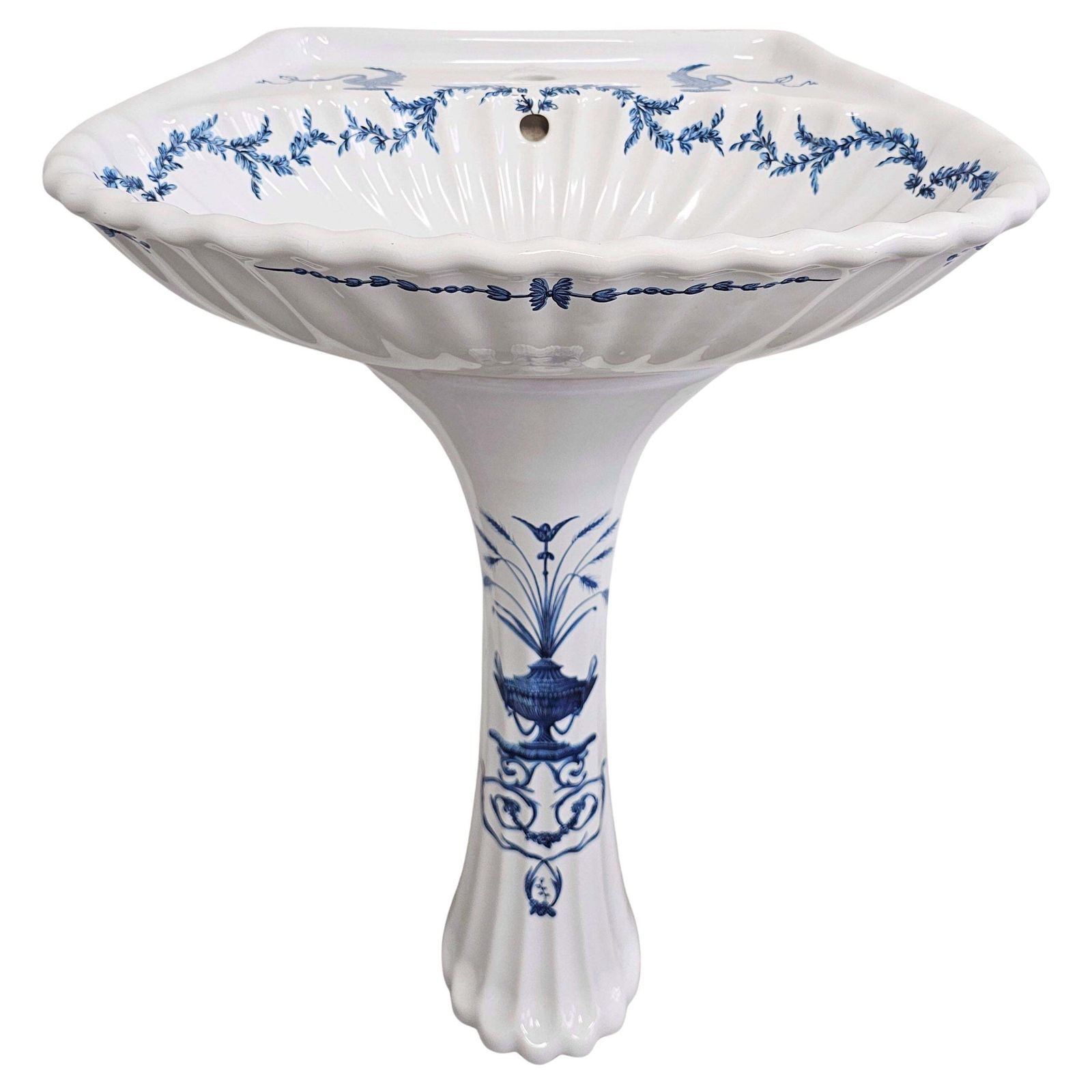 Hollywood Regency Porcelain Bathroom Set Of 13 Pcs By Porcelain De Paris
