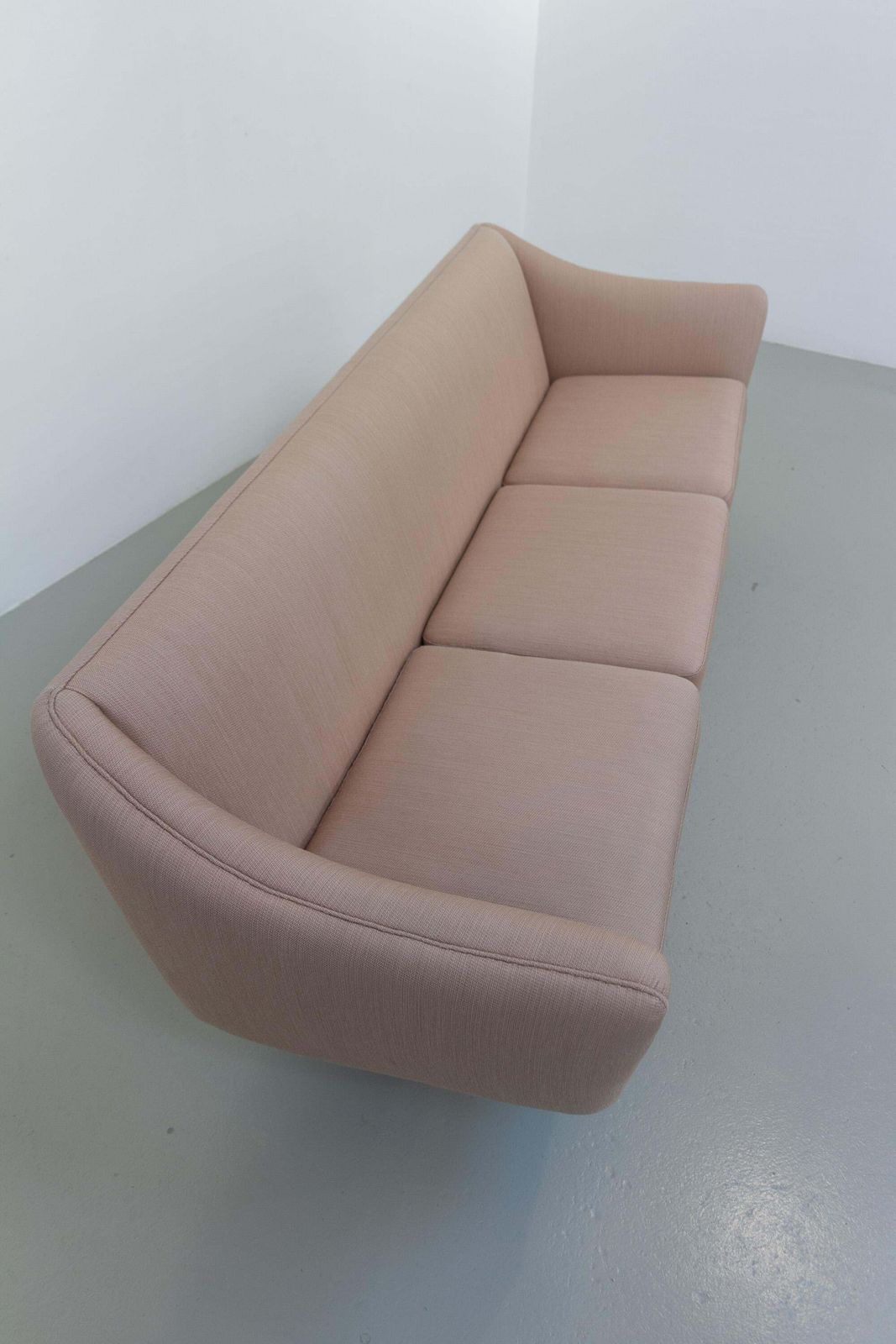 Mid Century Danish 3 Seater Sofa Ml 140 By Illum Wikkelsø, 1960s. photo vinterior