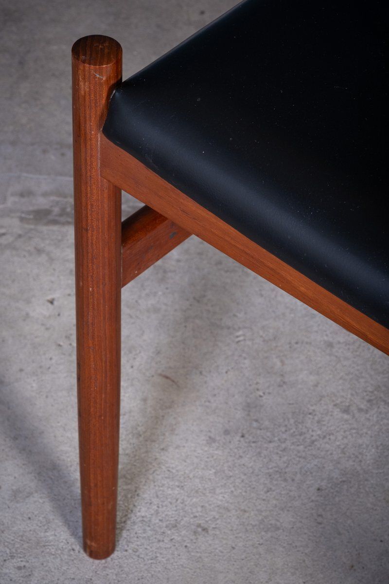 Teak Stools With Black Leather Tops From Spøttrup Møbelfabrik, 1960s, Set Of 2 photo 912.0