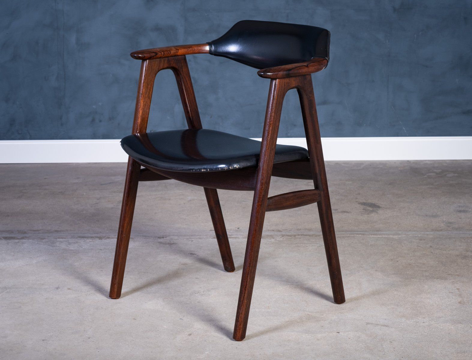Vintage Danish Armchair In Rosewood By Erik Kirkegaard For Høng Stolefabrik, 1960s