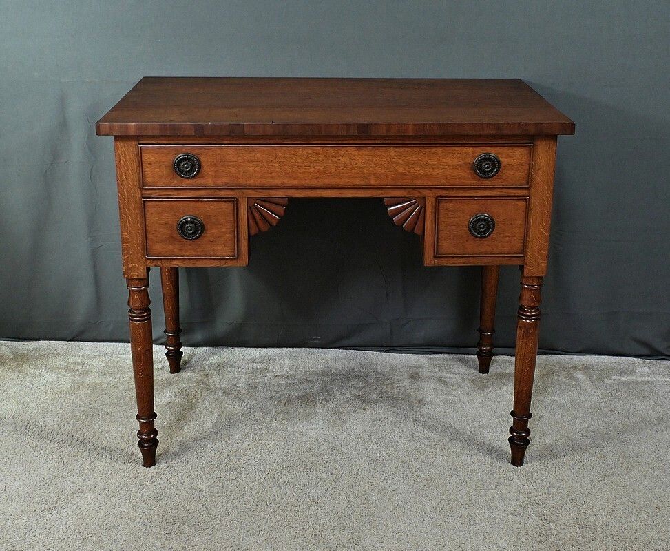Small Oak Desk, Victorian Period, England – Late 19th Century photo 1510.0