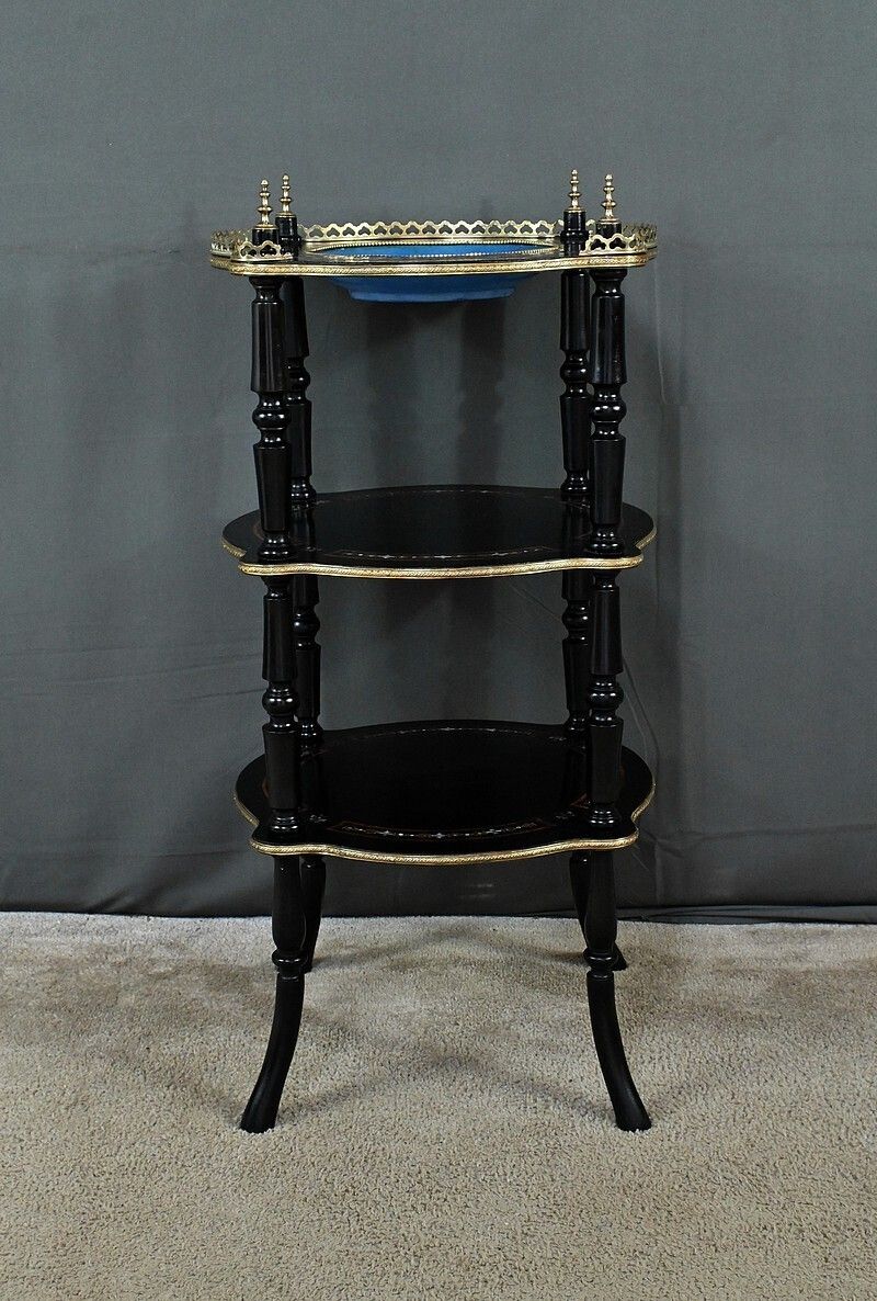photo for sale Blackened Wooden Stand, “Portrait Of Louis XVI”, Napoleon III Period – Mid 19th Century
