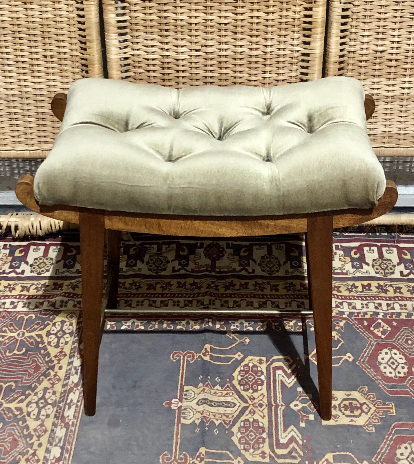 159.0 Handsome Retro Teak Stool photo