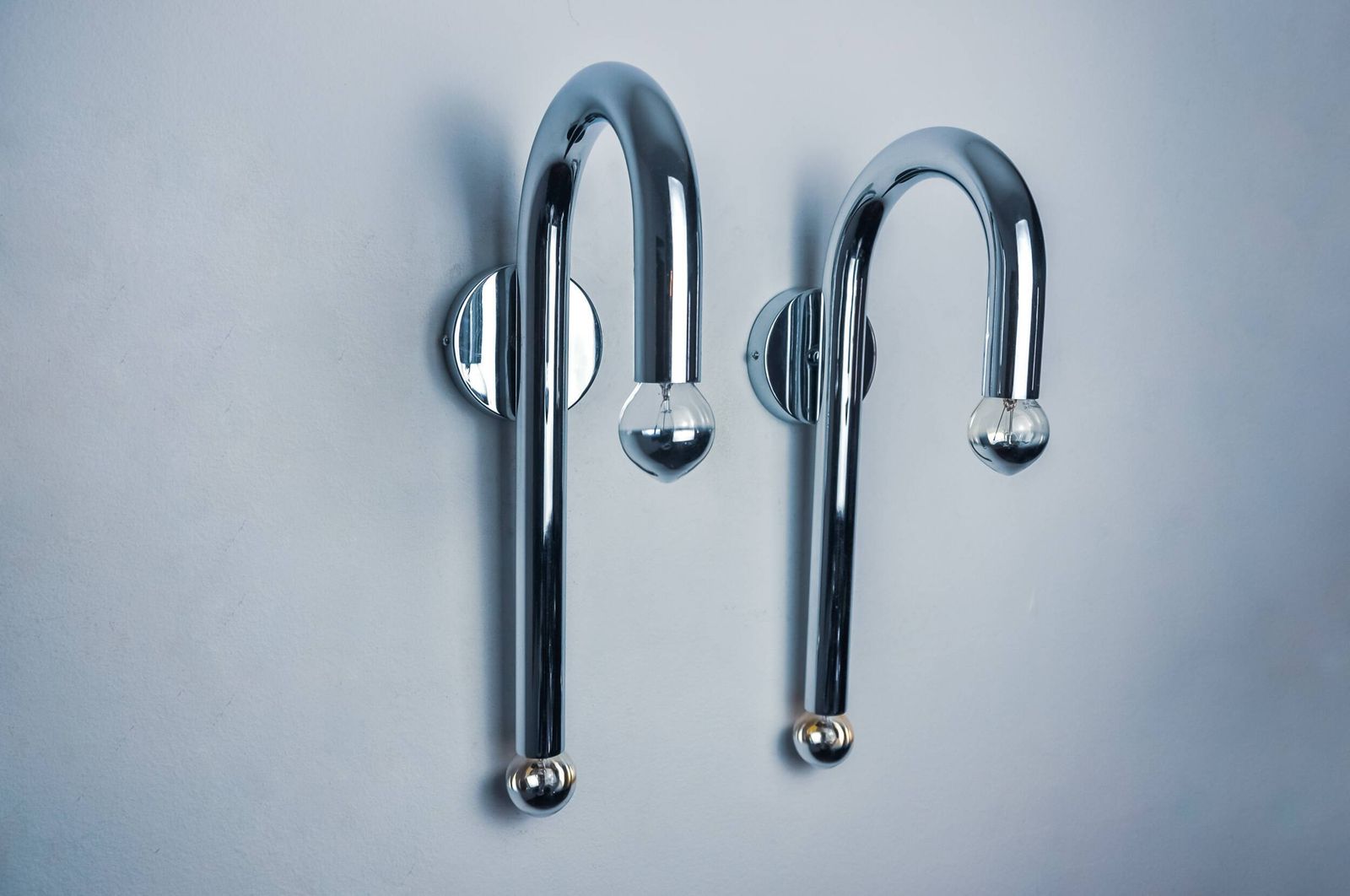 Pair Of Space Age Tubular Wall Lights, Chromed Metal, Italy, 1970 photo Lighting