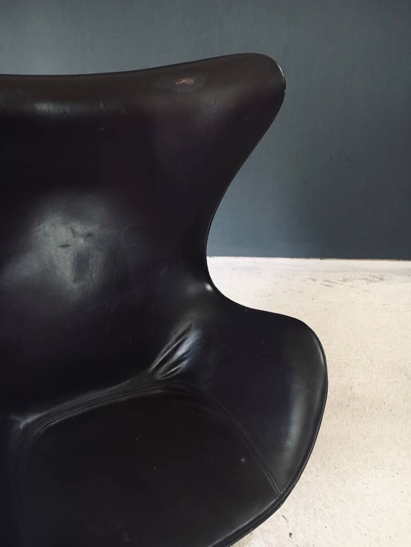 Meubels Mid Century Modern Scandinavische Design Leren Egg Chair Van Arne Jacobsen, Denemarken, Jaren 1970 photo