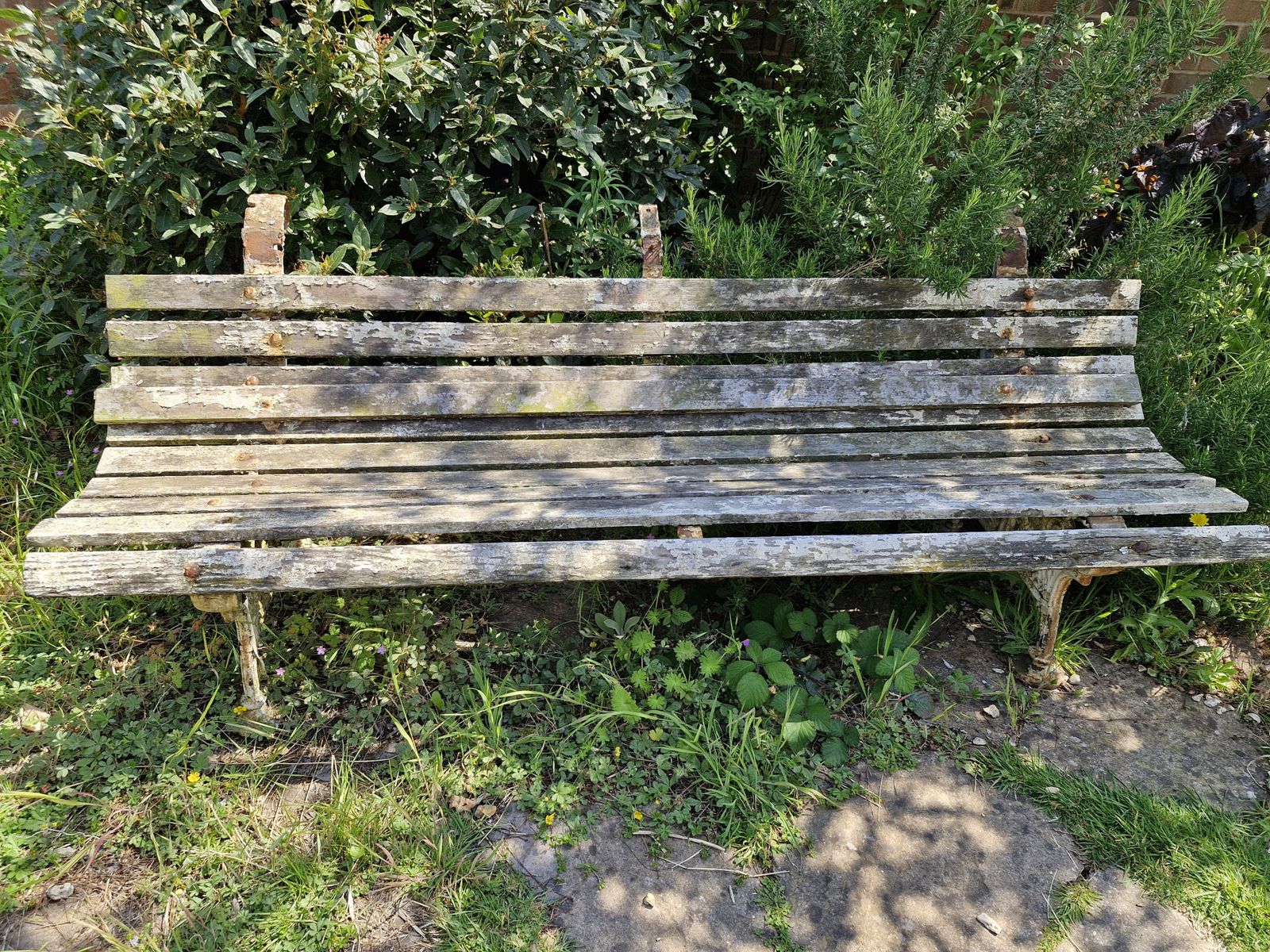 Cast Iron Victorian Garden Bench, Possibly Coalbrookdale, 6 Feet Wide photo for sale