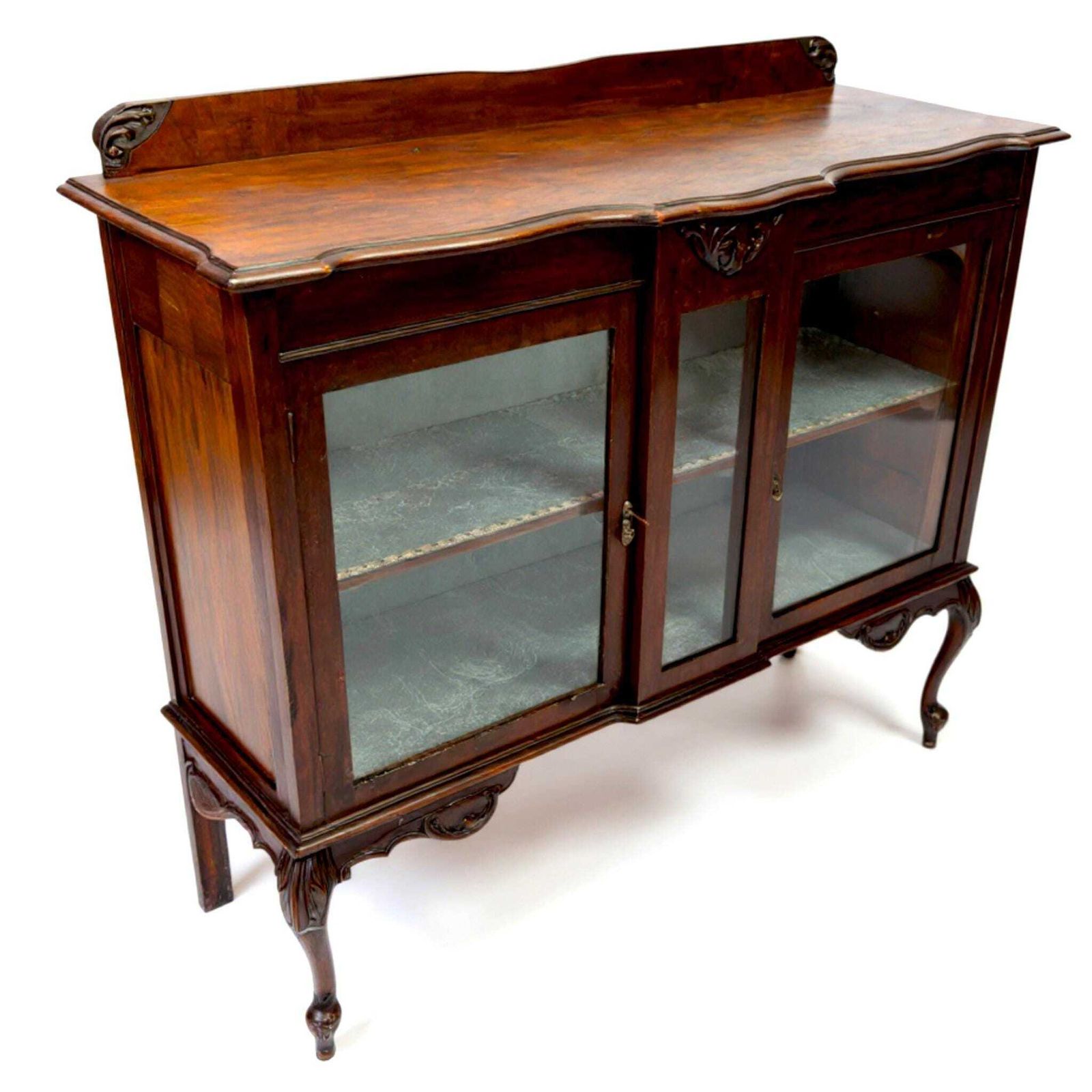Vintage Chippendale Style Narrow Mahogany Display Cabinet – Early 20th Century Lockable Cupboard