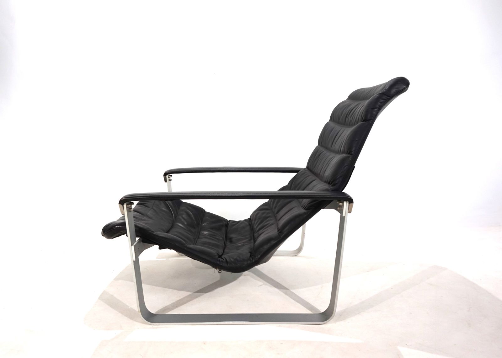 Asko Pulkka Leather Lounge Chair By Ilmari Lappalainen, 1960 photo 1450.0