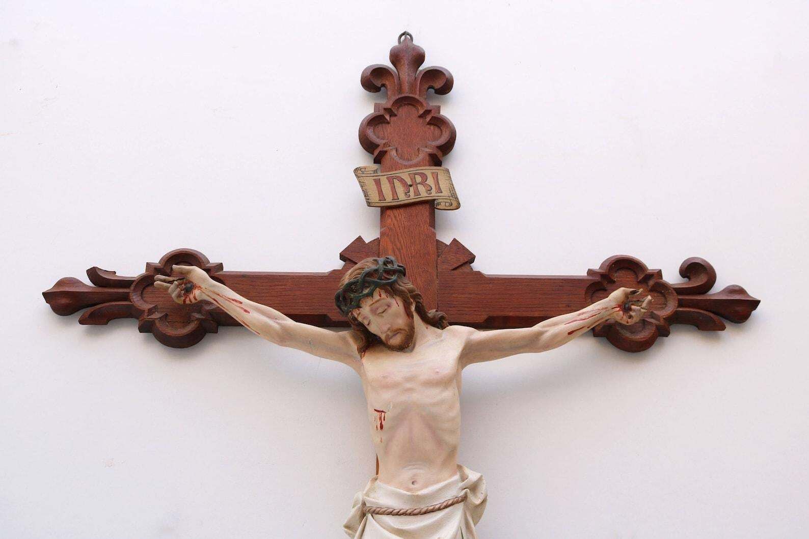 Groot Frans Antiek Christus Crucifix, 19e Eeuw, Fleur De Lis, Corpus Beschilderd photo for sale